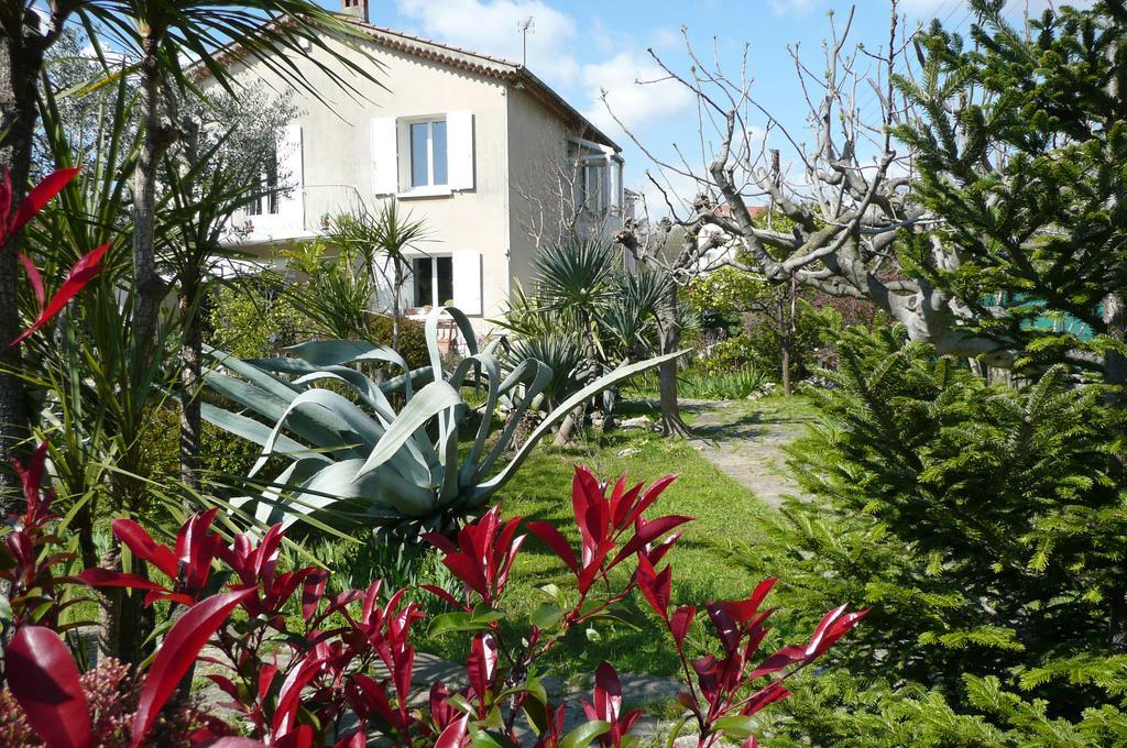Appartement D Artiste Hyères Exteriér fotografie
